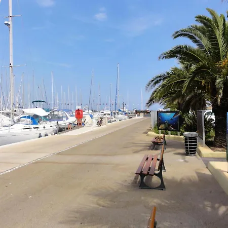 Appartamento Les Regates 88473 Hyères